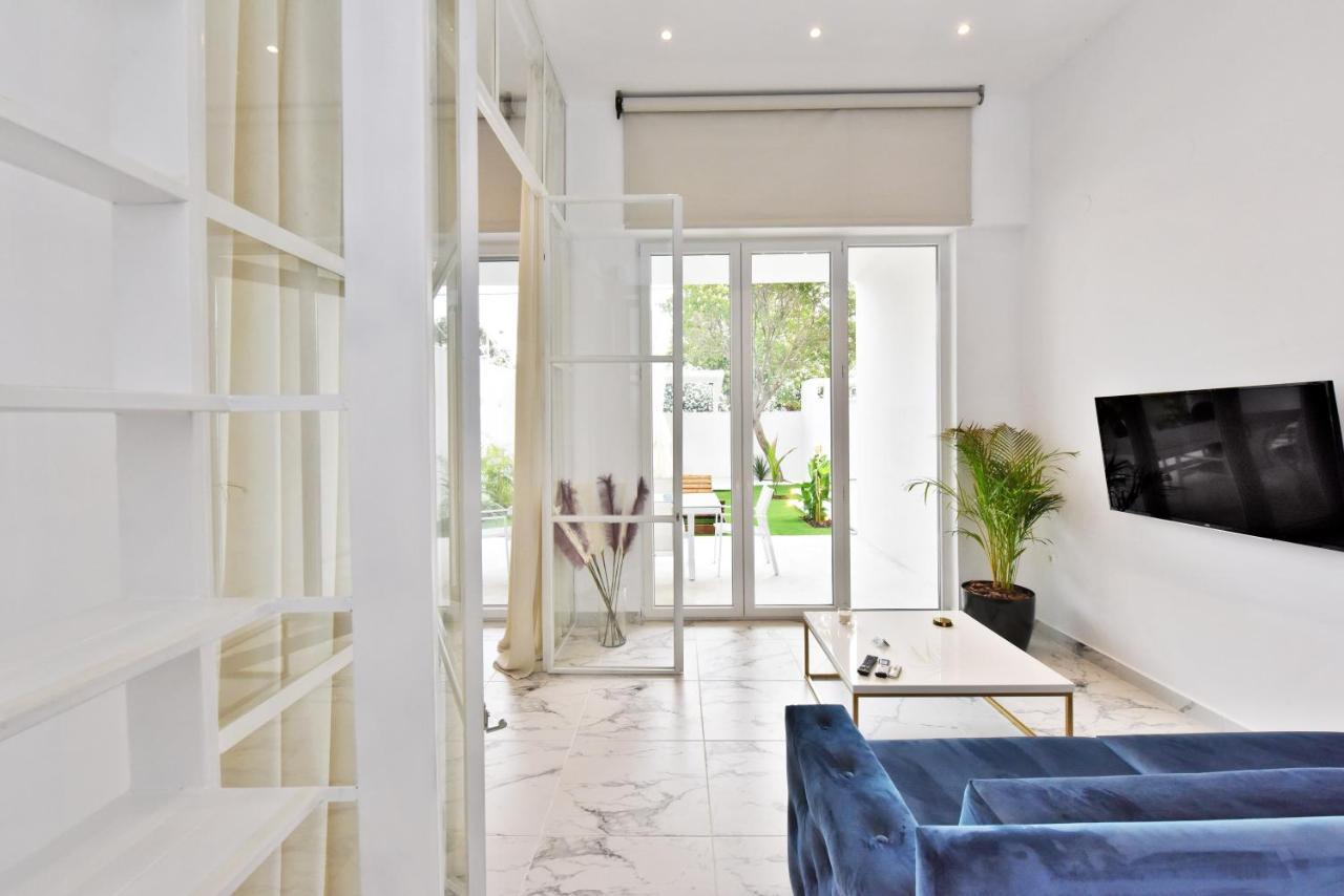 4 Elements Seaside Luxury Suites By Rentalspro Services Nea Moudania Halkidiki Dış mekan fotoğraf