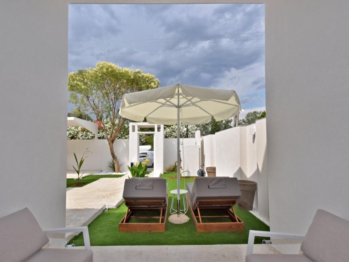 4 Elements Seaside Luxury Suites By Rentalspro Services Nea Moudania Halkidiki Dış mekan fotoğraf