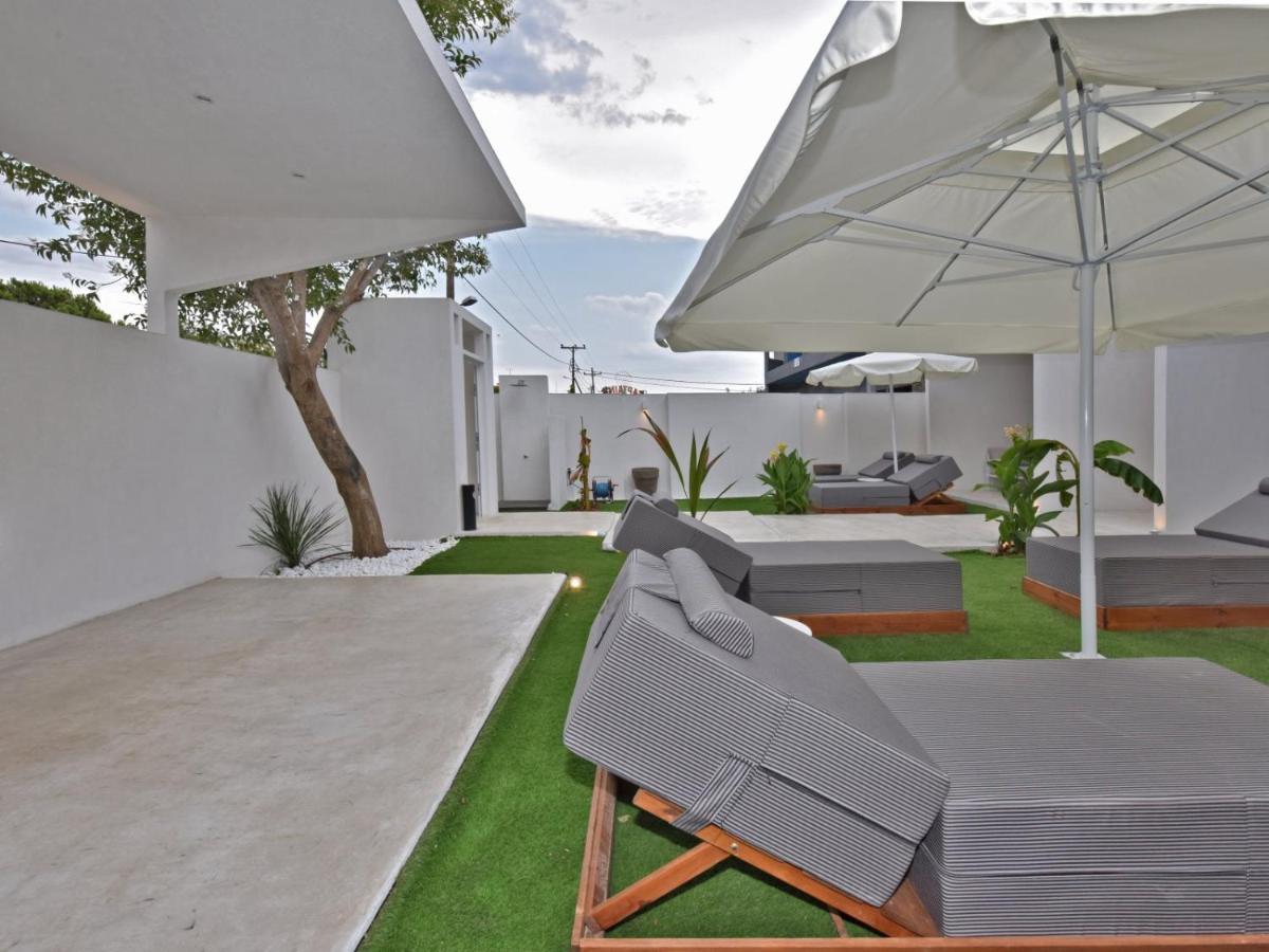 4 Elements Seaside Luxury Suites By Rentalspro Services Nea Moudania Halkidiki Dış mekan fotoğraf