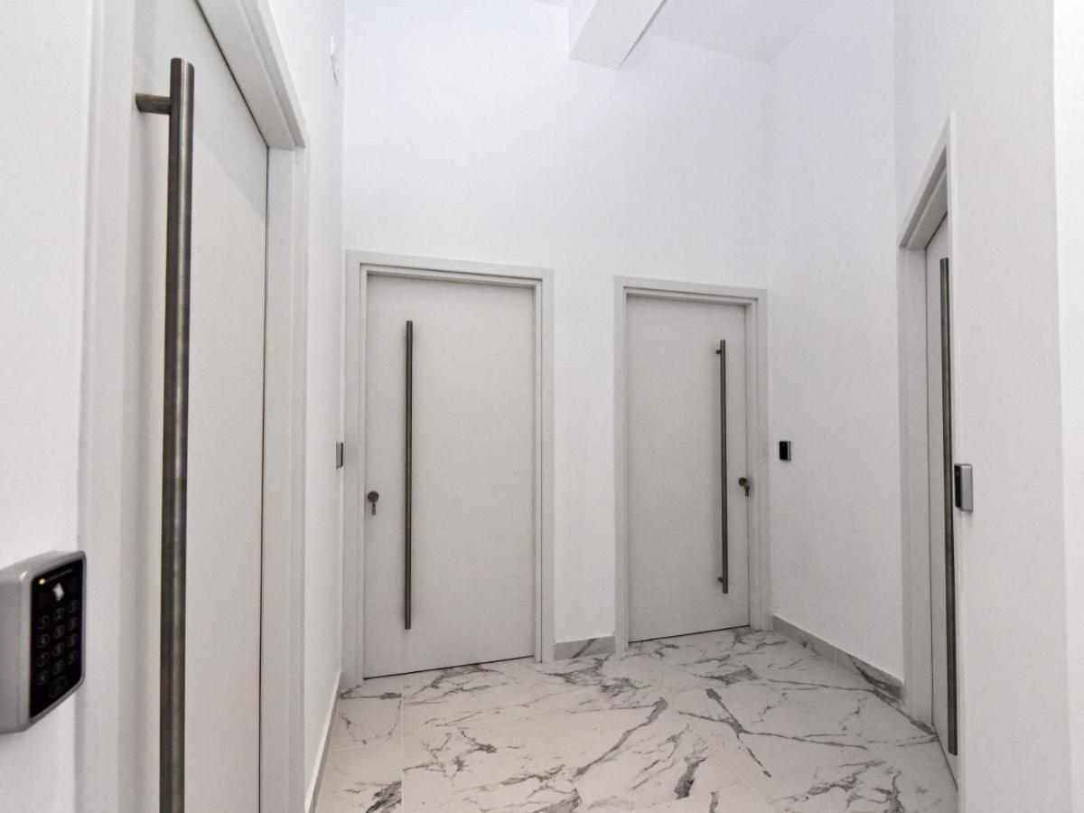 4 Elements Seaside Luxury Suites By Rentalspro Services Nea Moudania Halkidiki Dış mekan fotoğraf